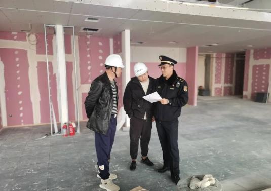 �Ϻ��г������ǹܿ�չѲ���߷ú��շ�����