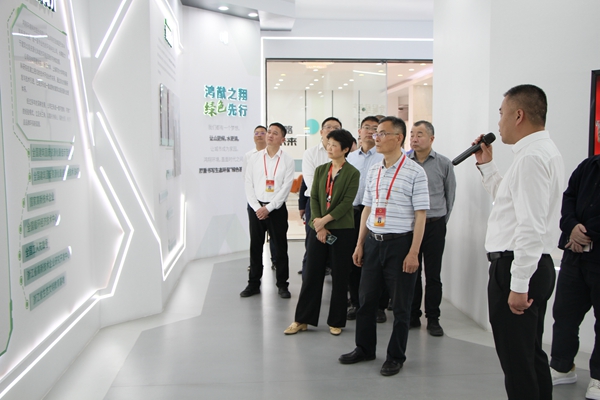 �������˴�ί�Ὺչ�������н������������������ִ᳹��������