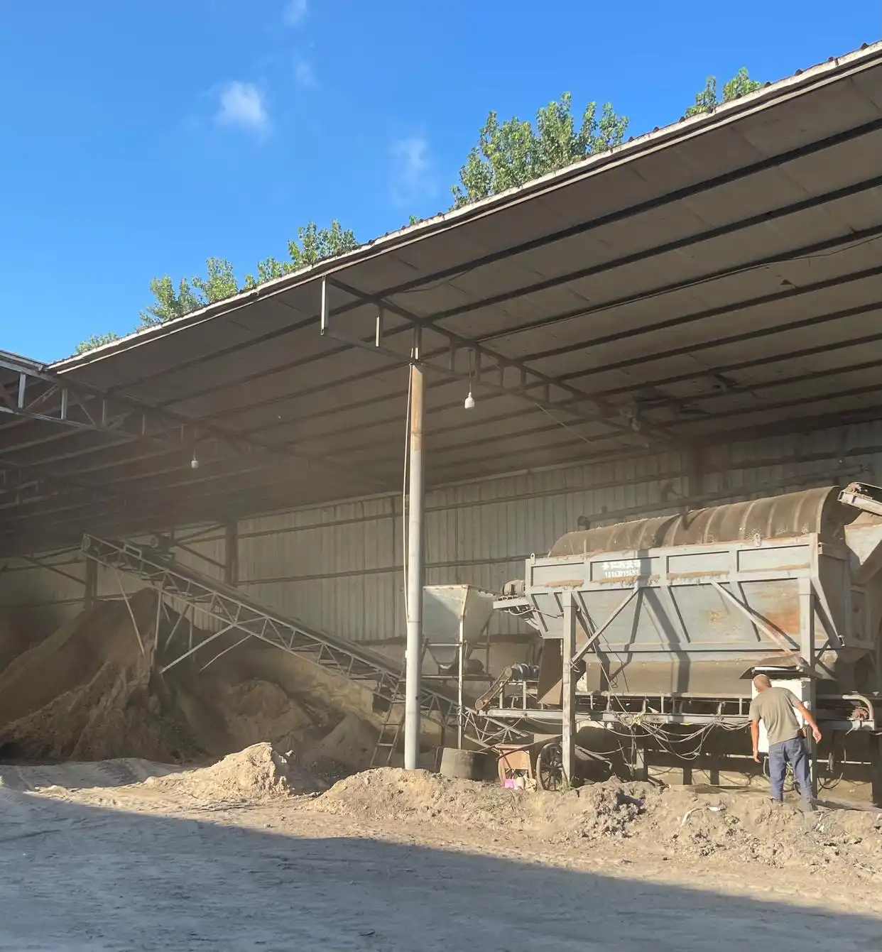 “毒营养土”暗访调查丨固废处置资质被滥用,营养土检出重金属超标