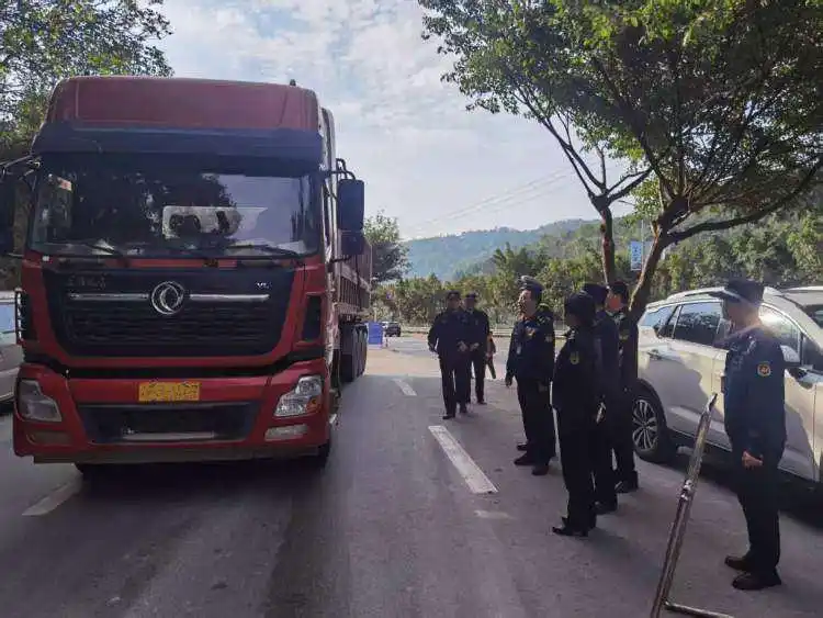 ��������������ִ�����ϴ�������������Υ���㵹