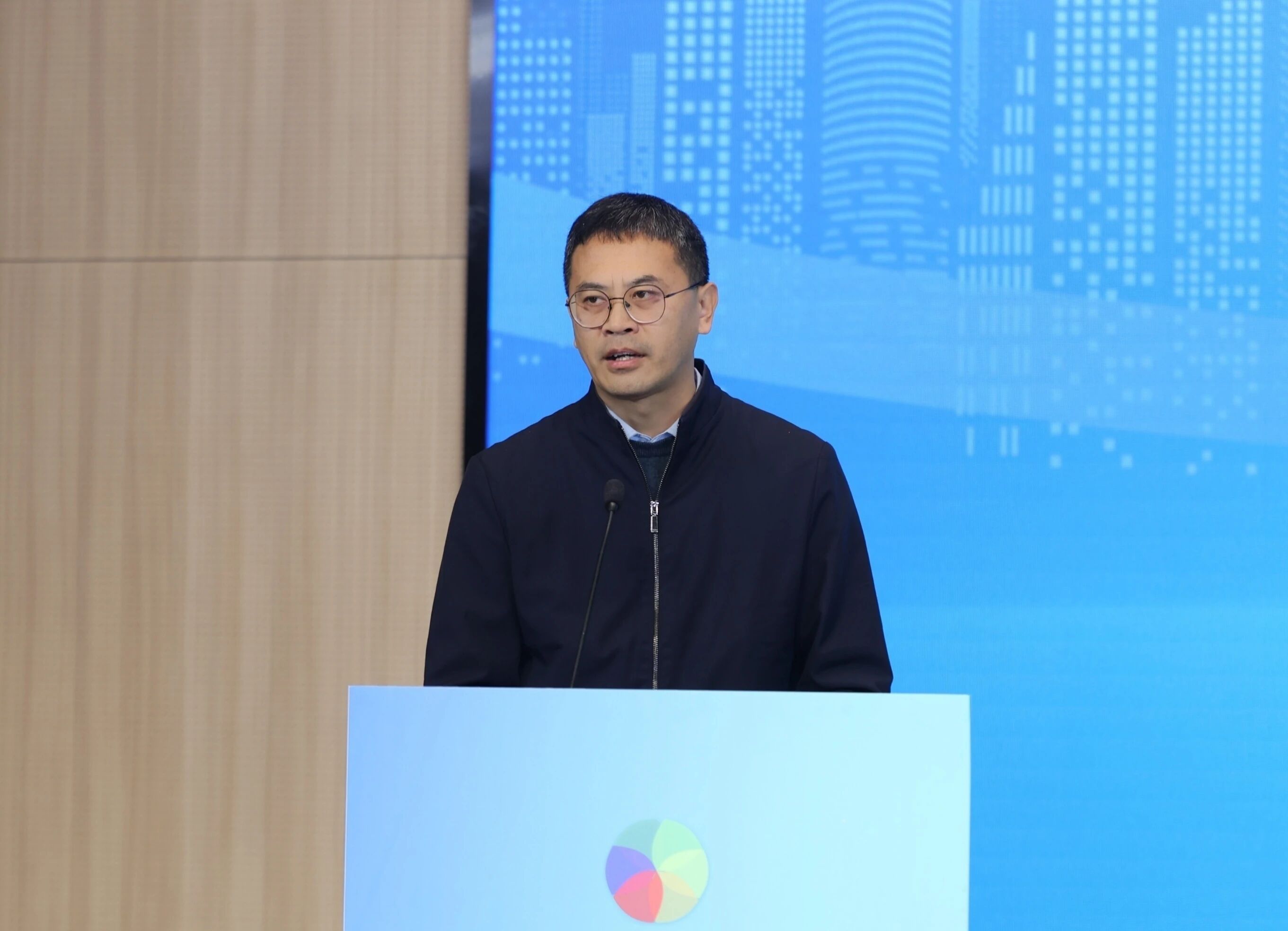 2025绿色低碳发展研讨会在杭州市成功举办