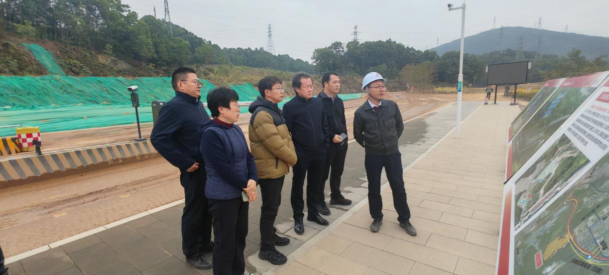 �л�Э������������ίԱ�Ḱ���ڿ�չ��������������������